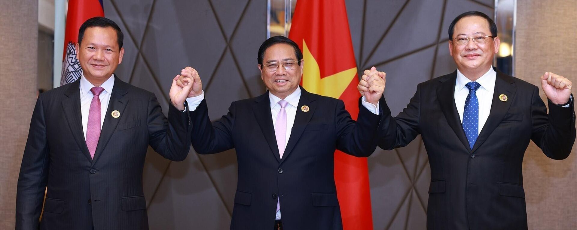 Ba Thủ tướng Việt Nam - Lào - Campuchia ăn sáng và làm việc - Sputnik Việt Nam, 1920, 26.05.2025