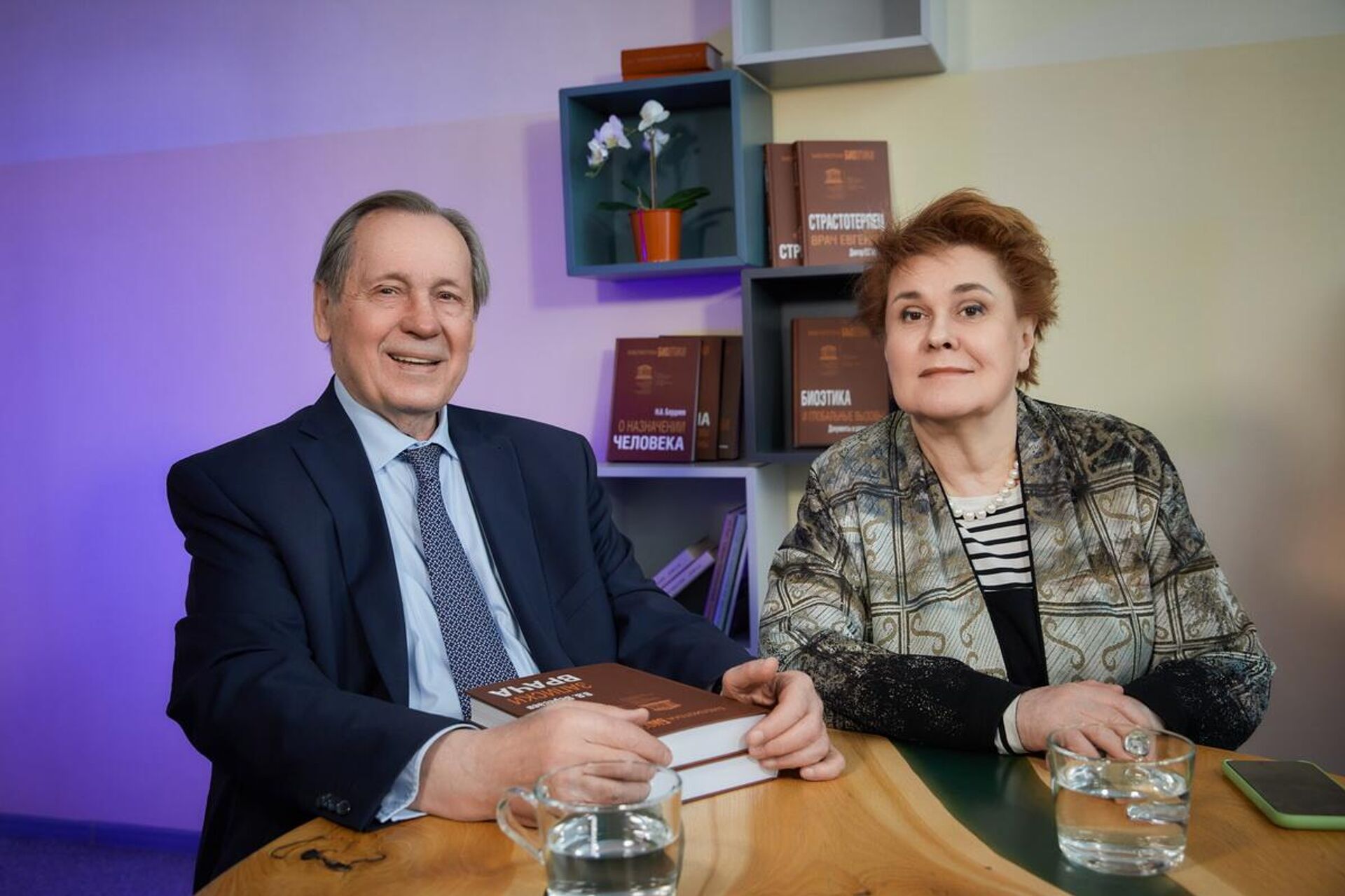 Viện sĩ Alexandr Grigorievich Chuchalin Chủ tịch Hội Hô hấp Nga - Sputnik Việt Nam, 1920, 26.05.2025