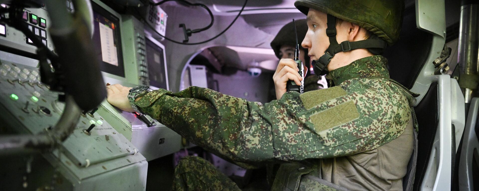 Nhiệm vụ chiến đấu của các kíp chiến đấu hệ thống Buk SAM thuộc nhóm lực lượng Trung tâm theo hướng Krasnoarmeysk thuộc Quân khu Bắc - Sputnik Việt Nam, 1920, 27.05.2025