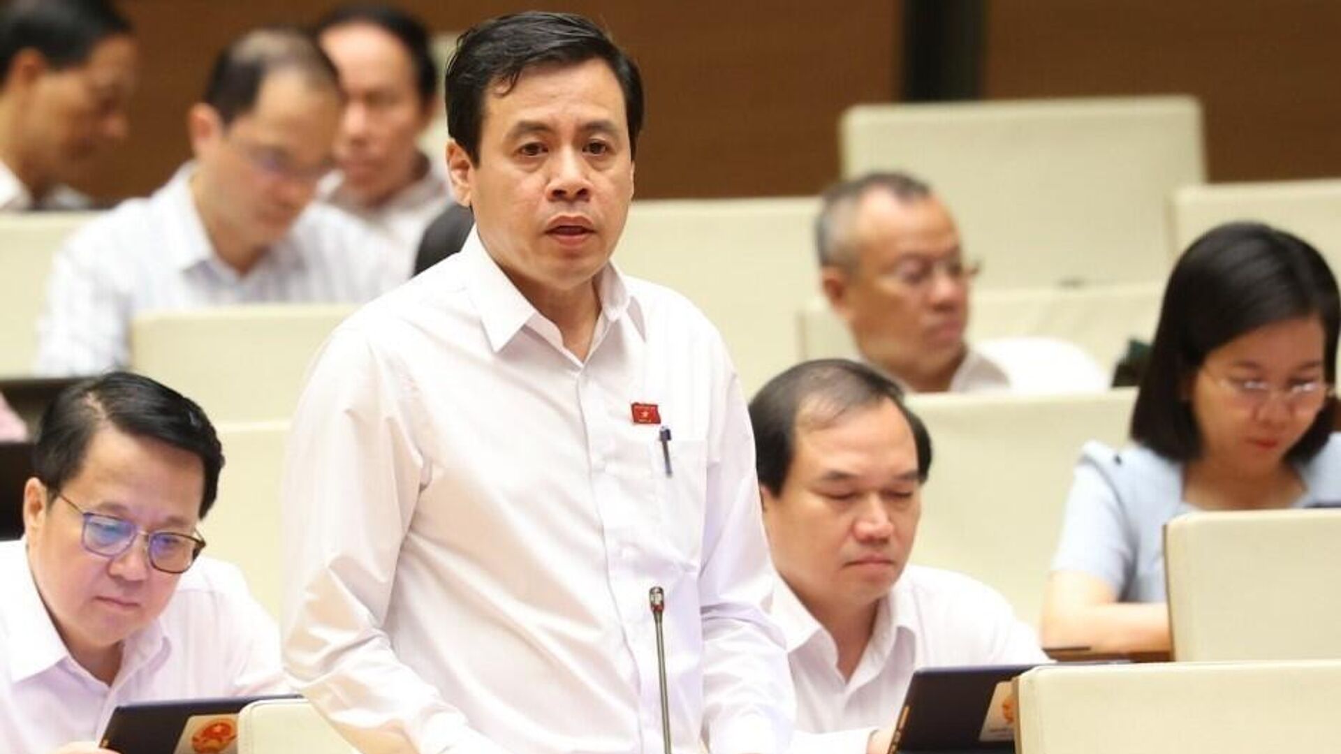 Đại biểu Quốc hội Thành phố Hồ Chí Minh Trần Anh Tuấn phát biểu Đại biểu Quốc hội Thành phố Hồ Chí Minh Trần Anh Tuấn phát biểu - Sputnik Việt Nam, 1920, 29.05.2025