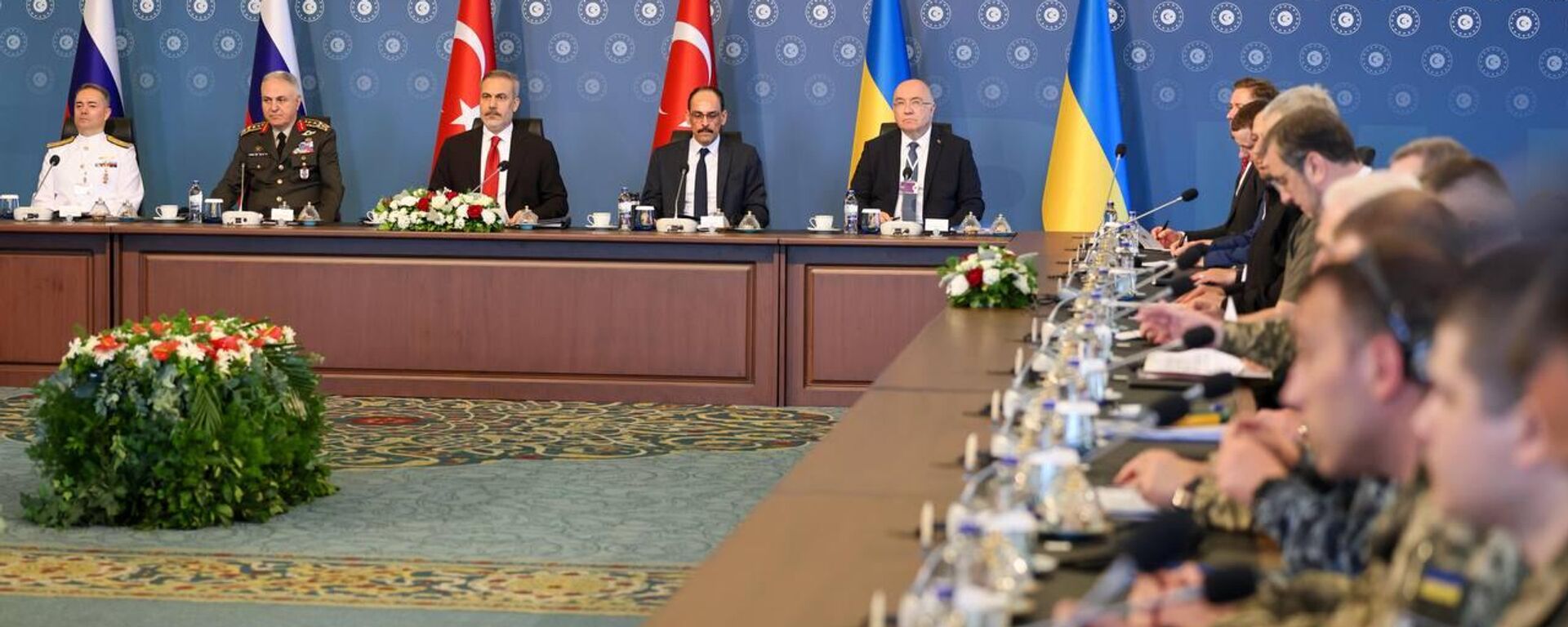 Vòng đàm phán thứ hai giữa Nga và Ukraina - Sputnik Việt Nam, 1920, 02.06.2025