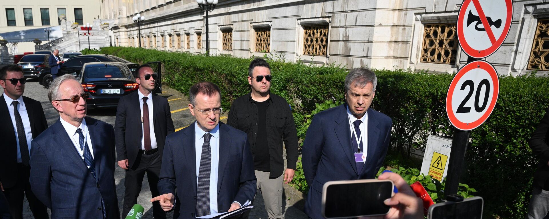 Vòng đàm phán thứ hai giữa Nga và Ukraina - Sputnik Việt Nam, 1920, 03.06.2025