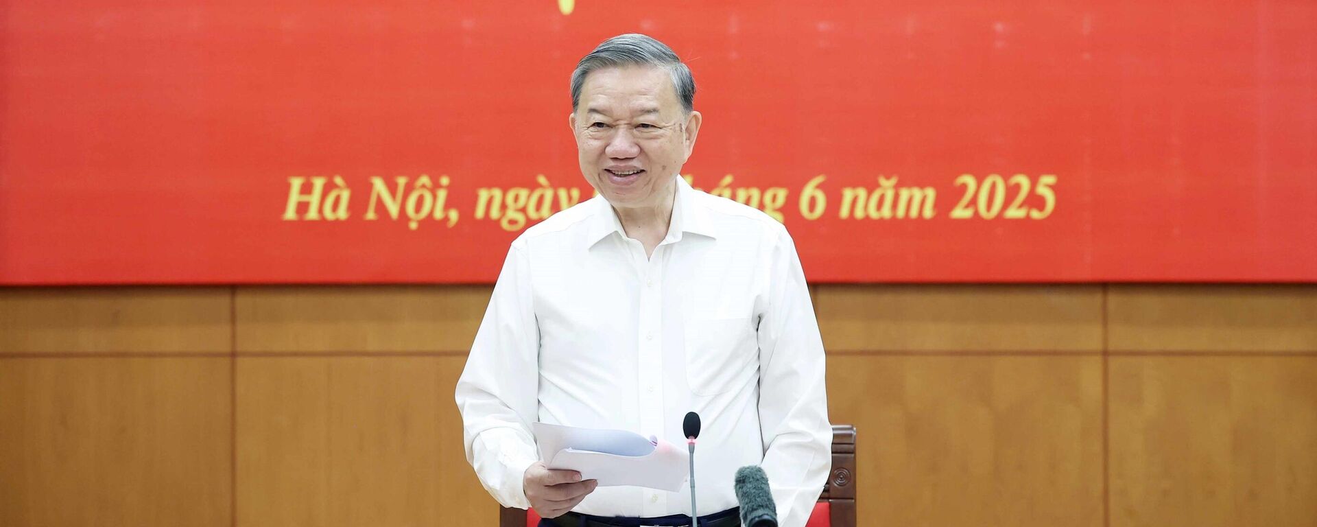 Tổng Bí thư chủ trì Phiên họp thứ nhất Ban Chỉ đạo Trung ương về hoàn thiện thể chế, pháp luật - Sputnik Việt Nam, 1920, 05.06.2025