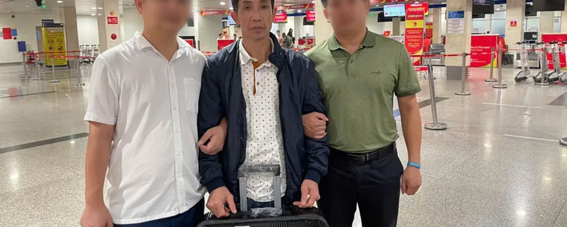 Nguyễn Xuân Hòa bị bắt ngay khi trở về Việt Nam, kết thúc 4 năm lẩn trốn lệnh truy nã - Sputnik Việt Nam, 1920, 06.06.2025