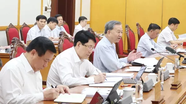 Tổng Bí thư Tô Lâm chủ trì cuộc họp của Bộ Chính trị về sắp xếp tổ chức bộ máy và đơn vị hành chính, ngày 6/6 - Sputnik Việt Nam