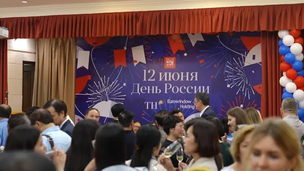 Kỷ niệm 35 năm Ngày Quốc khánh Liên bang Nga tại Hà Nội - Sputnik Việt Nam