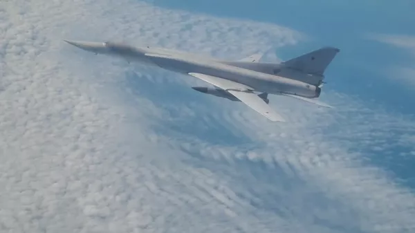 Máy bay ném bom Tu-22M3 thực hiện chuyến bay trên vùng biển Baltic - Sputnik Việt Nam