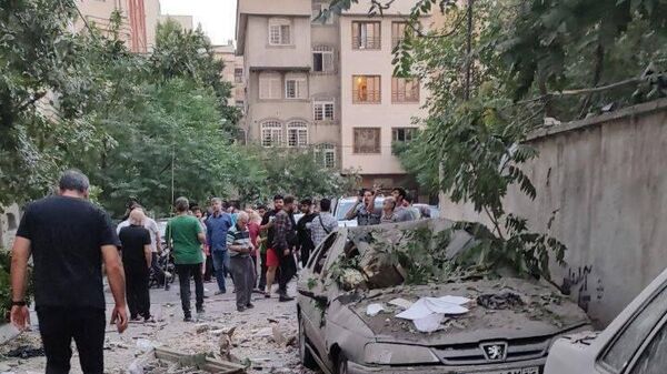 Israel tấn công các mục tiêu ở Iran - Sputnik Việt Nam