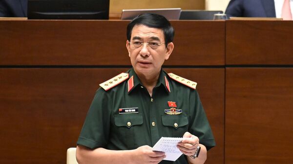 Đại tướng Phan Văn Giang, Bộ trưởng Quốc phòng phát biểu giải trình - Sputnik Việt Nam