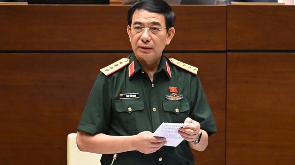 Đại tướng Phan Văn Giang, Bộ trưởng Quốc phòng phát biểu giải trình - Sputnik Việt Nam