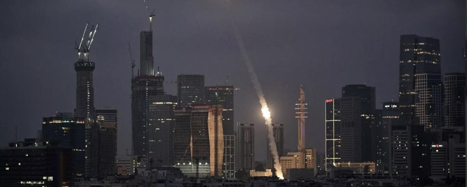 Iran tấn công Israel - Sputnik Việt Nam, 1920, 19.06.2025