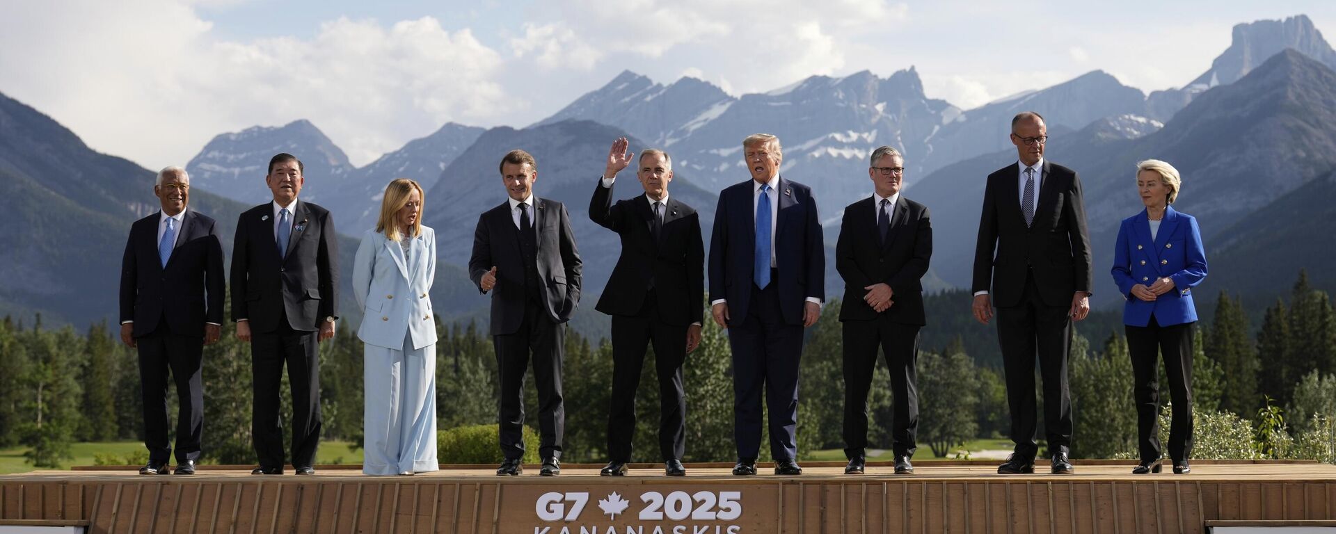Các nhà lãnh đạo các nước tại hội nghị thượng đỉnh G7 ở Canada - Sputnik Việt Nam, 1920, 17.06.2025
