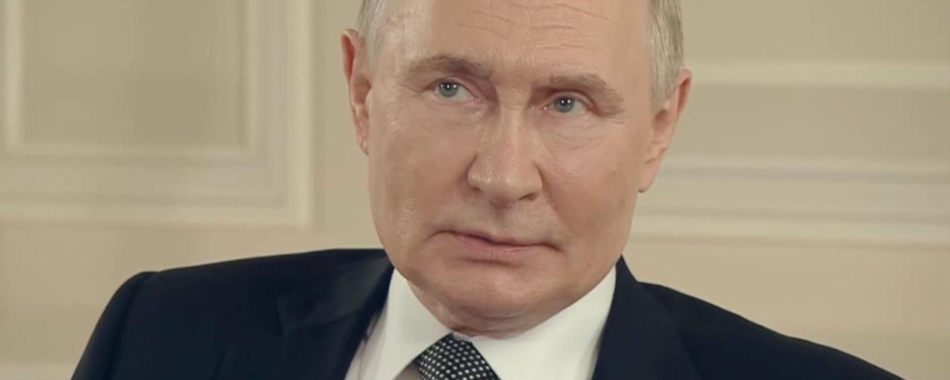 Cứ như là trở về quê hương: Tổng thống Nga Vladimir Putin kể về chuyến đi Việt Nam - Sputnik Việt Nam, 1920, 19.06.2025