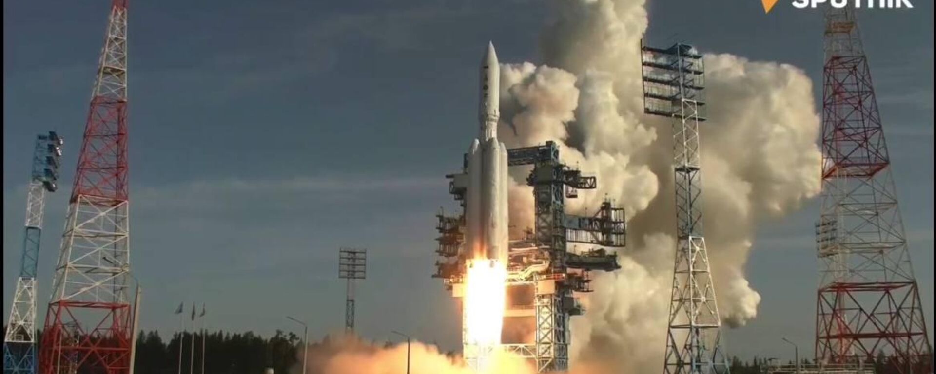 Bộ Quốc phòng LB Nga công bố video phóng tên lửa Angara-A5 từ sân bay vũ trụ Plesetsk - Sputnik Việt Nam, 1920, 19.06.2025