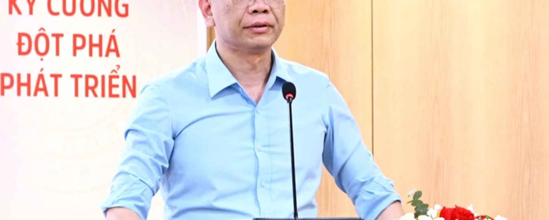 Phó cục trưởng Cục Xuất nhập khẩu Trần Thanh Hải - Sputnik Việt Nam, 1920, 19.06.2025