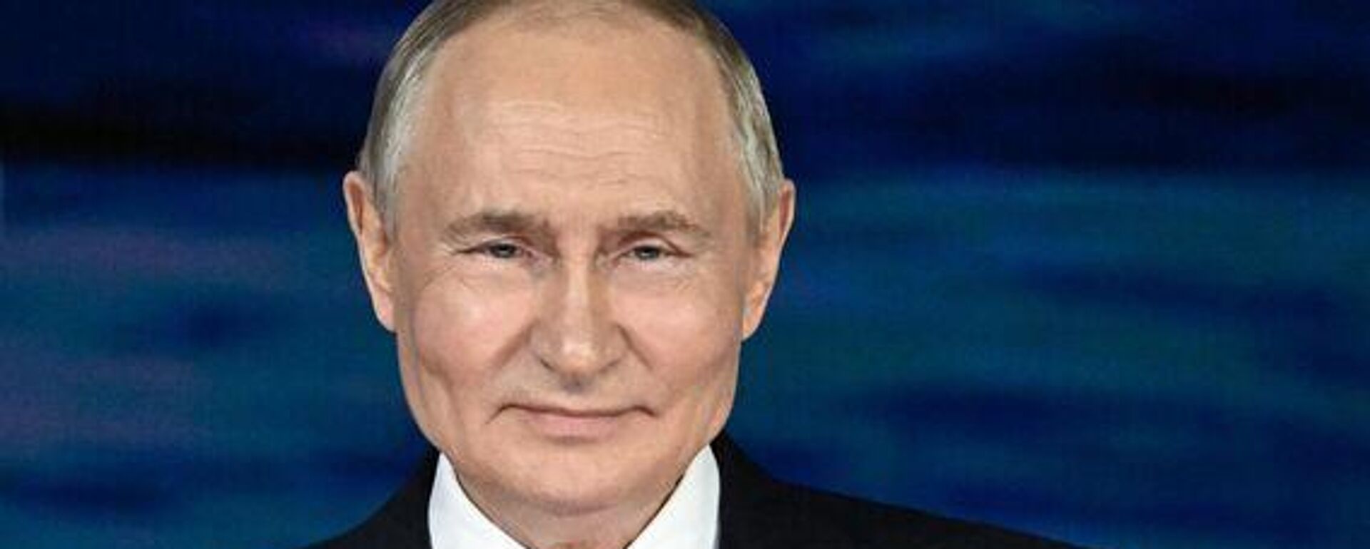 Tổng thống Putin giải thích sự chuyển hướng của Nga sang Châu Á - Sputnik Việt Nam, 1920, 20.06.2025