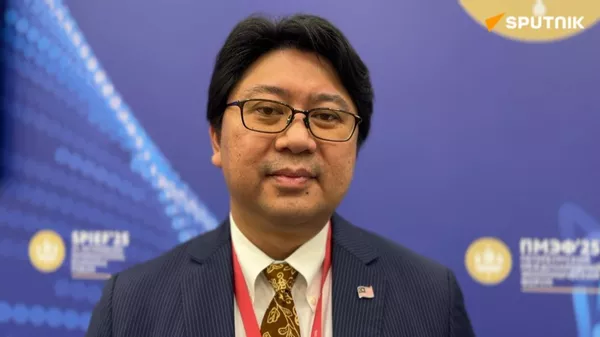 Cựu thượng nghị sĩ Malaysia: BRICS giúp xây dựng những nhịp cầu mới để phát triển và thịnh vượng - Sputnik Việt Nam