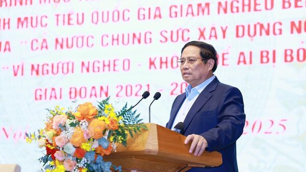 Thủ tướng Phạm Minh Chính phát biểu tại Hội nghị toàn quốc tổng kết Chương trình mục tiêu quốc gia xây dựng nông thôn mới - Sputnik Việt Nam