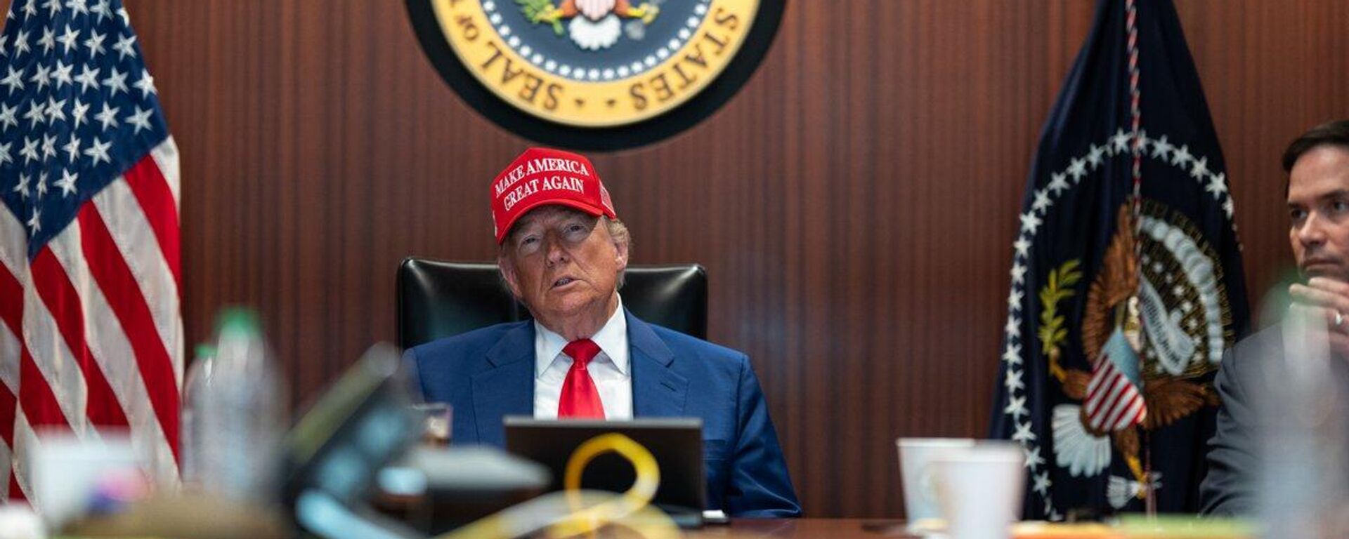 Donald  Trump  - Sputnik Việt Nam, 1920, 17.07.2025