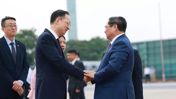 Thủ tướng lên đường dự Hội nghị WEF 16 Thiên Tân và làm việc tại Trung Quốc - Sputnik Việt Nam