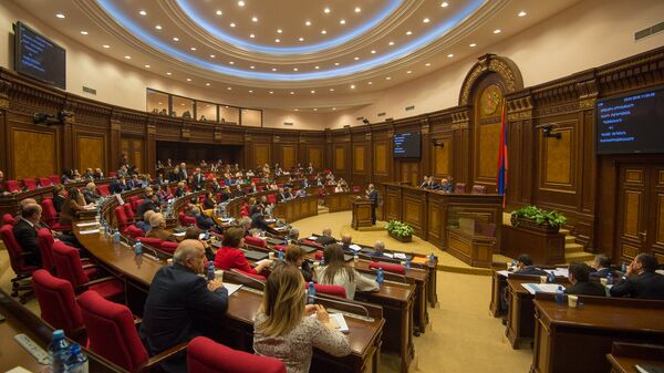 Phiên họp quốc hội tại Yerevan - Sputnik Việt Nam