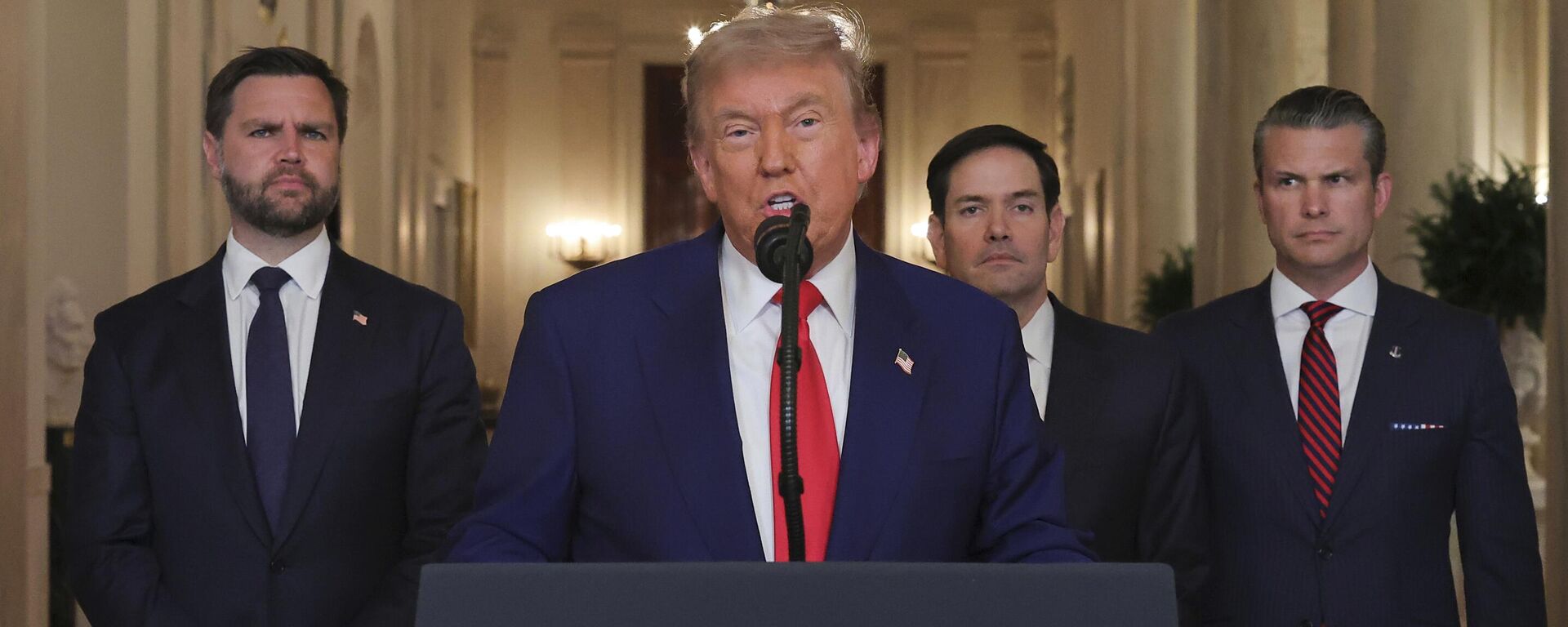 Tổng thống Hoa Kỳ Donald Trump - Sputnik Việt Nam, 1920, 24.06.2025