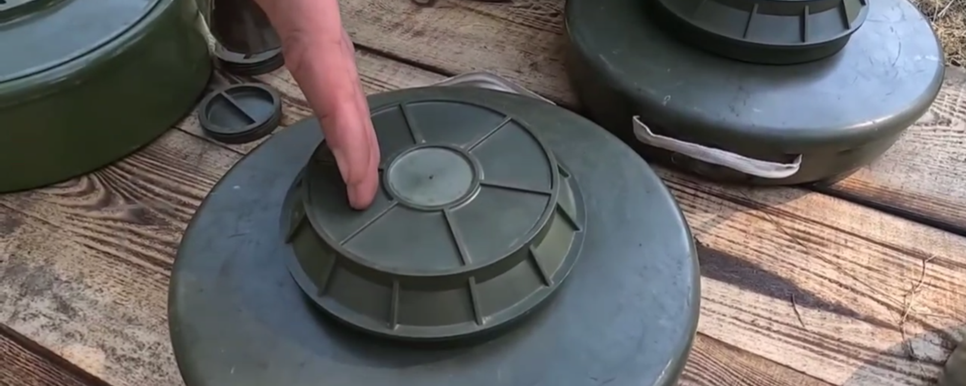 Quân đội Ukraina sử dụng mìn bị cấm ở tỉnh Kursk - Sputnik Việt Nam, 1920, 08.07.2025