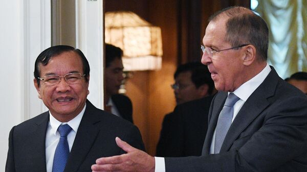 Cuộc gặp giữa Bộ trưởng Ngoại giao Liên bang Nga và Vương quốc Campuchia S. Lavrov và P. Sokhon - Sputnik Việt Nam