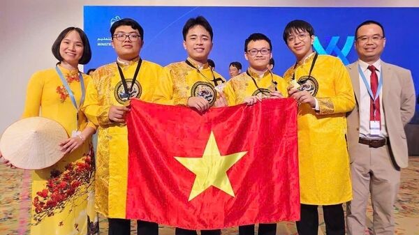 Việt Nam xuất sắc giành 4 Huy chương vàng Olympic Hóa học Quốc tế (ICHO) lần thứ 57 - Sputnik Việt Nam