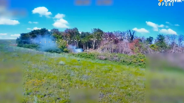 Kiev huấn luyện người điều khiển UAV tấn công dân thường ở khu vực biên giới Nga  - Sputnik Việt Nam