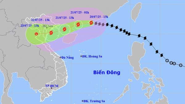 Bão Wipha đang tiến gần hơn vùng biển và đất liền nước ta - Sputnik Việt Nam