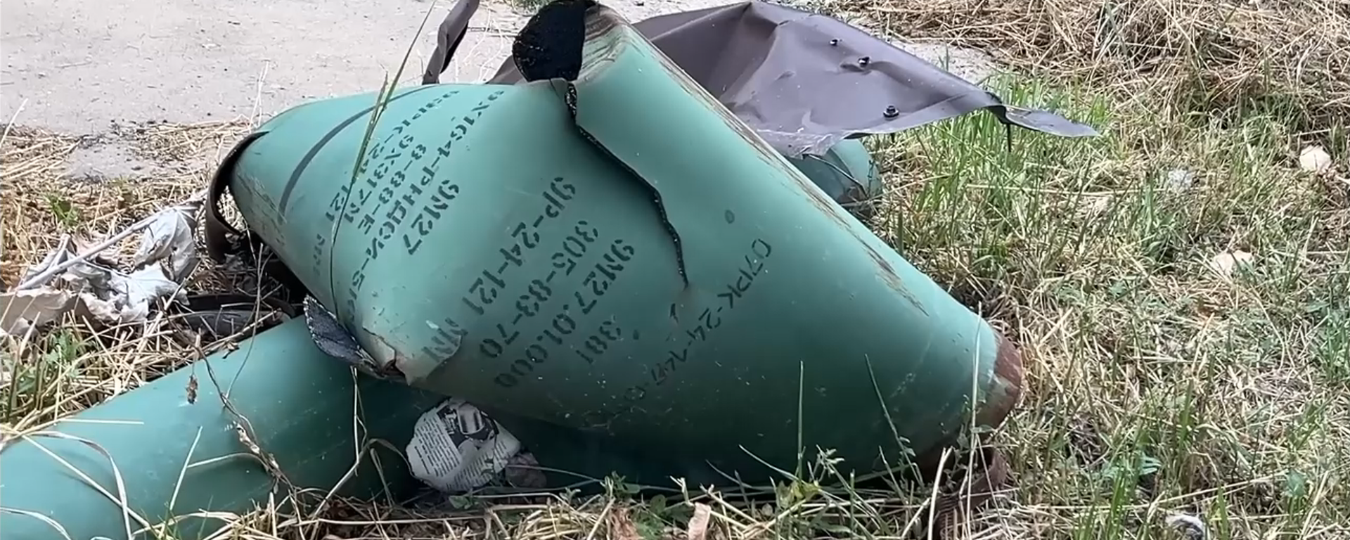 Người dân Ukraina kể rằng thị trưởng đã trả tiền cho lính đánh thuê để pháo kích dân thường - Sputnik Việt Nam, 1920, 22.07.2025