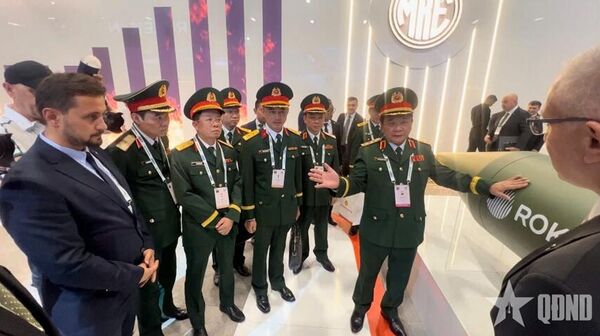 Đoàn đại biểu Việt Nam tham dự triển lãm quốc phòng IDEF-2025 - Sputnik Việt Nam