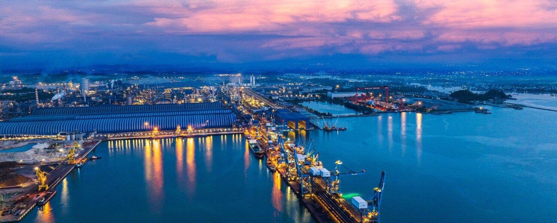 Khu kinh tế Dung Quất - Sputnik Việt Nam, 1920, 30.07.2025