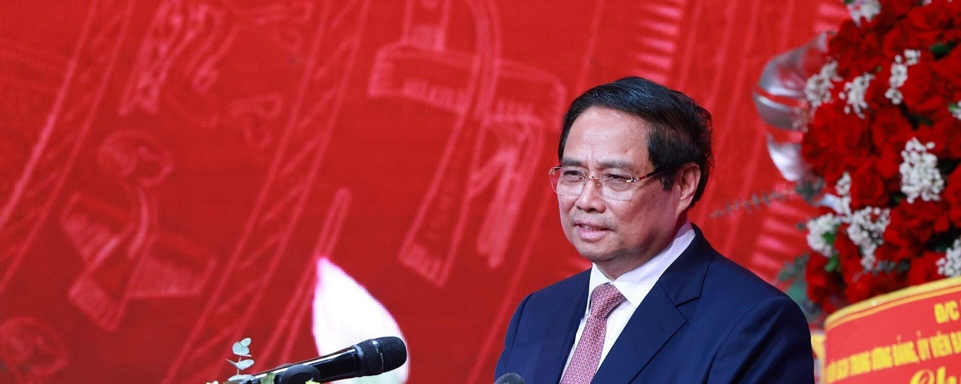 Thủ tướng Phạm Minh Chính, Bí thư Đảng uỷ Chính phủ phát biểu tại Đại hội đại biểu Đảng bộ Đài Truyền hình Việt Nam lần thứ 12, nhiệm kỳ 2025 - 2030. - Sputnik Việt Nam, 1920, 30.07.2025