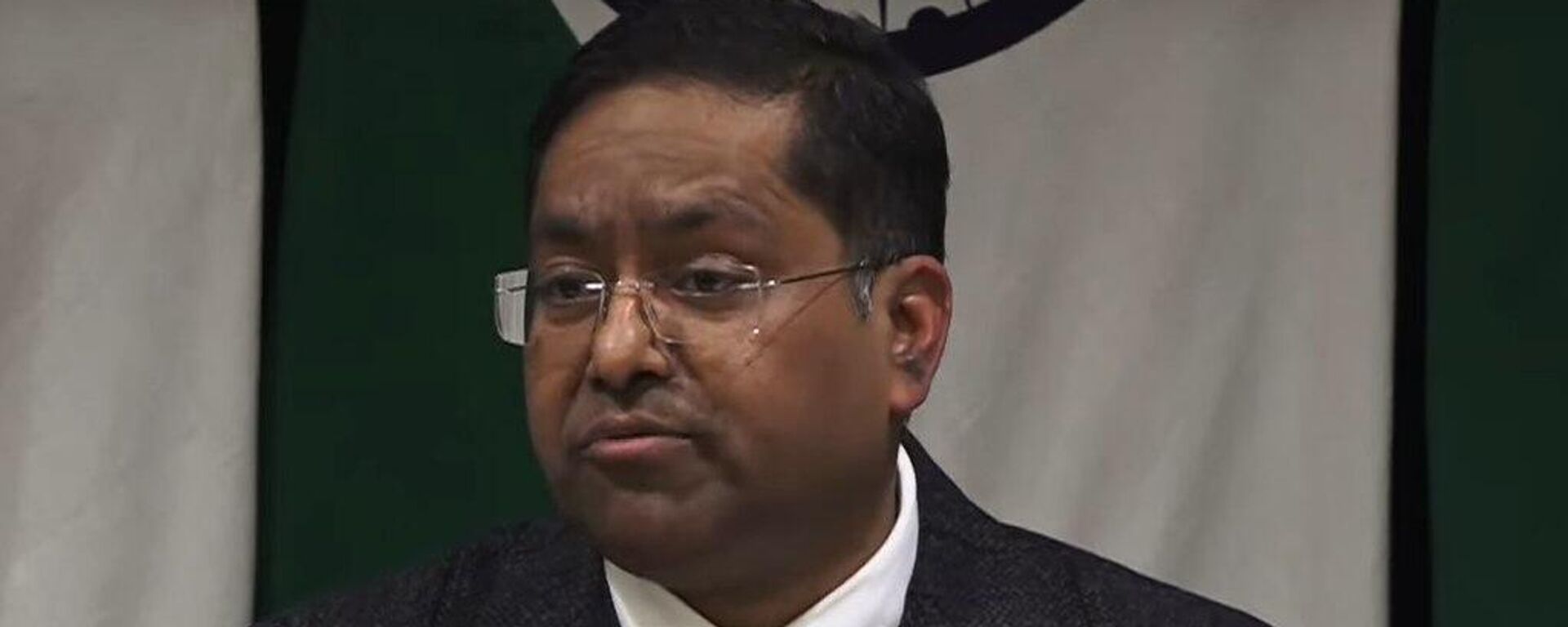 Ông Randhir Jaiswal đại diện chính thức của Bộ Ngoại giao Ấn Độ - Sputnik Việt Nam, 1920, 26.09.2025