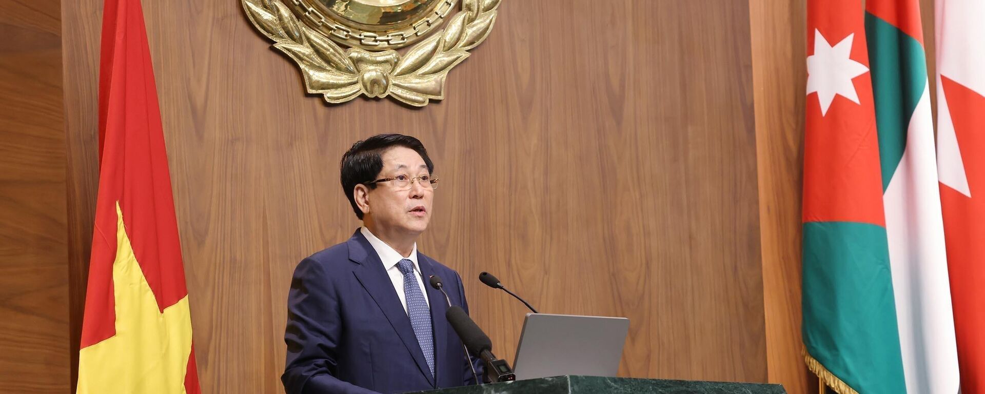 Chủ tịch nước Lương Cường phát biểu chính sách tại Trụ sở Liên đoàn Arab ở thủ đô Cairo, Ai Cập - Sputnik Việt Nam, 1920, 04.08.2025