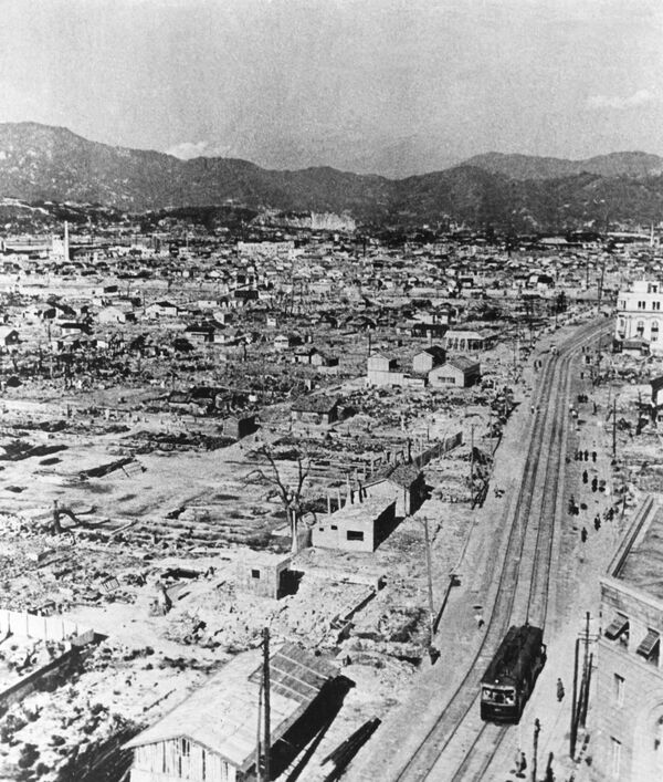 Hiroshima sau vụ nổ quả bom nguyên tử đầu tiên - Sputnik Việt Nam