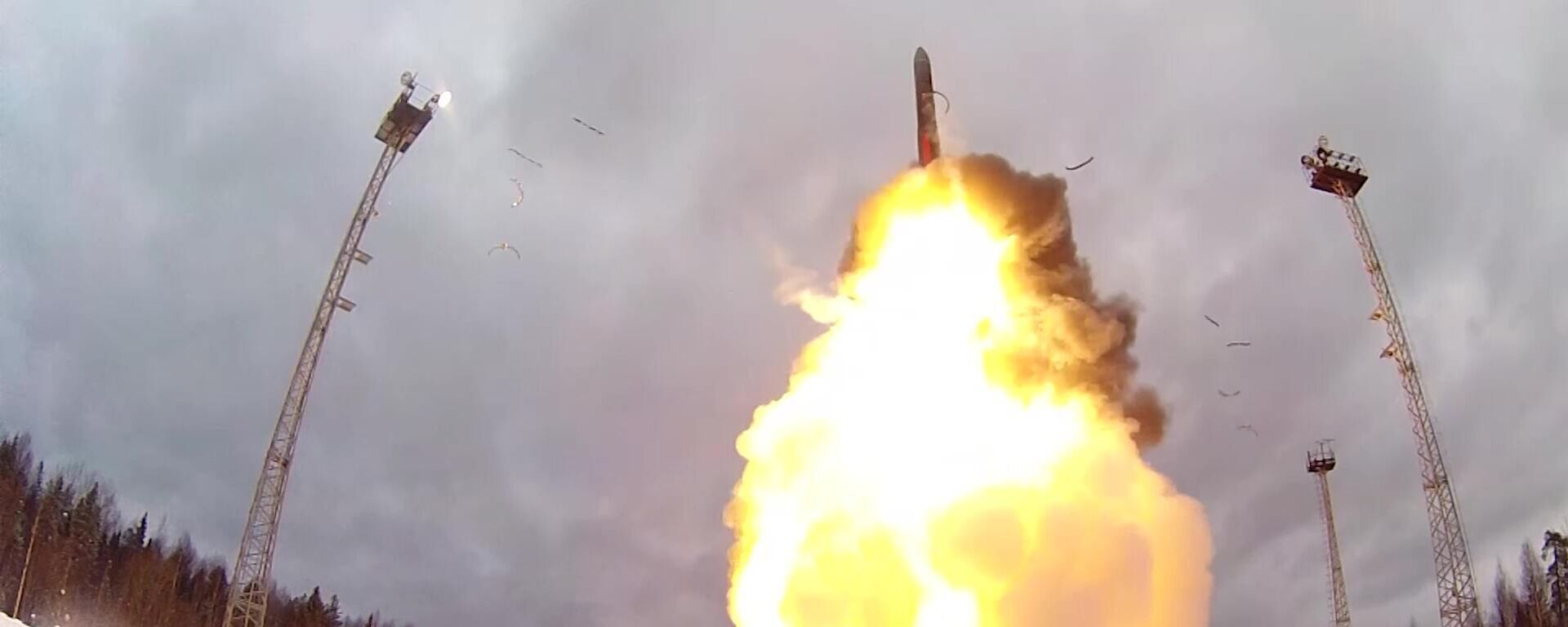 Phóng tên lửa đạn đạo xuyên lục địa - Sputnik Việt Nam, 1920, 05.08.2025