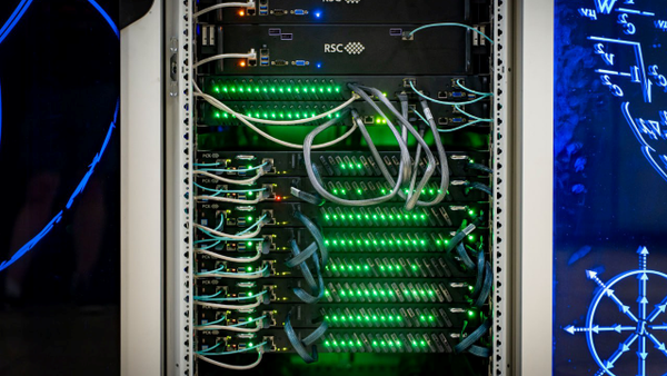 Siêu máy tính «Govorun» - Sputnik Việt Nam