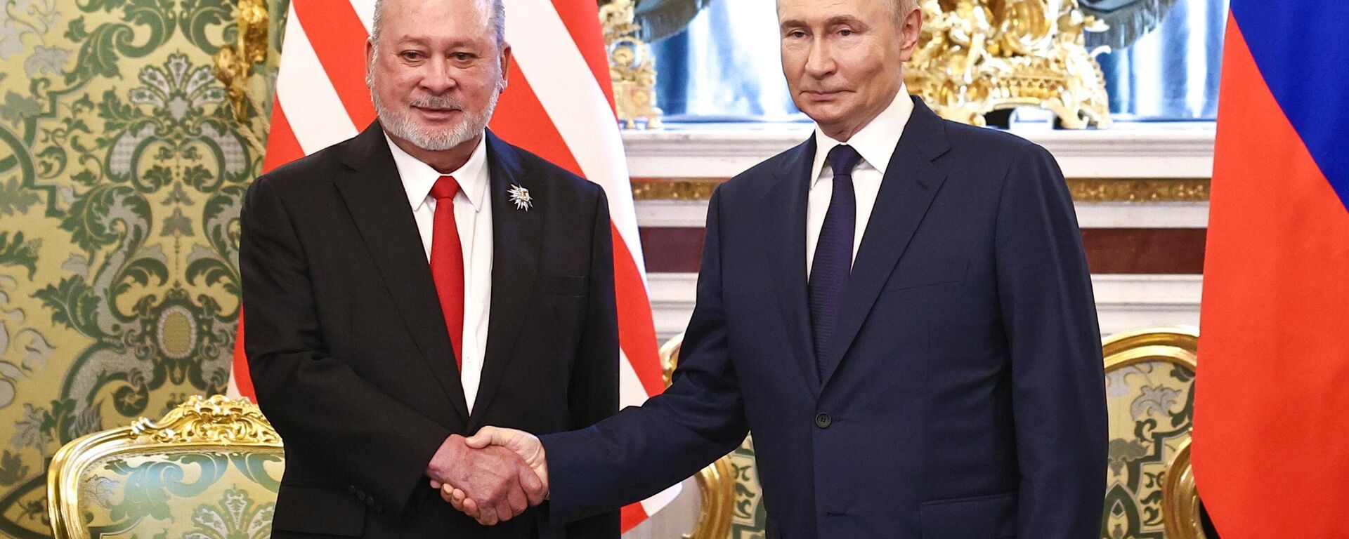 Tổng thống Nga Vladimir Putin đã hội đàm với Quốc vương Malaysia Sultan Ibrahim - Sputnik Việt Nam, 1920, 06.08.2025