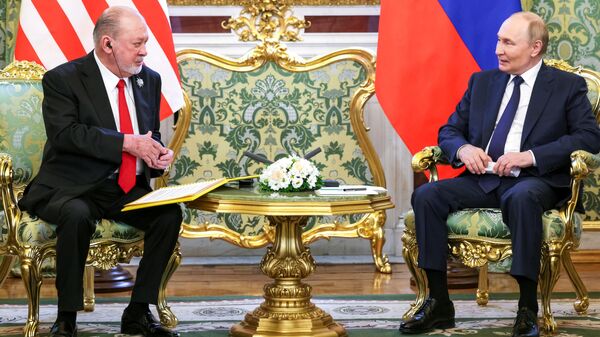 Tổng thống Nga Vladimir Putin đã hội đàm với Quốc vương Malaysia Sultan Ibrahim - Sputnik Việt Nam