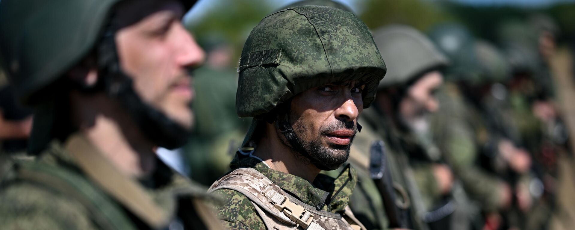 Сhiến dịch quân sự đặc biệt Nga tại Ukraina - Sputnik Việt Nam, 1920, 15.08.2025