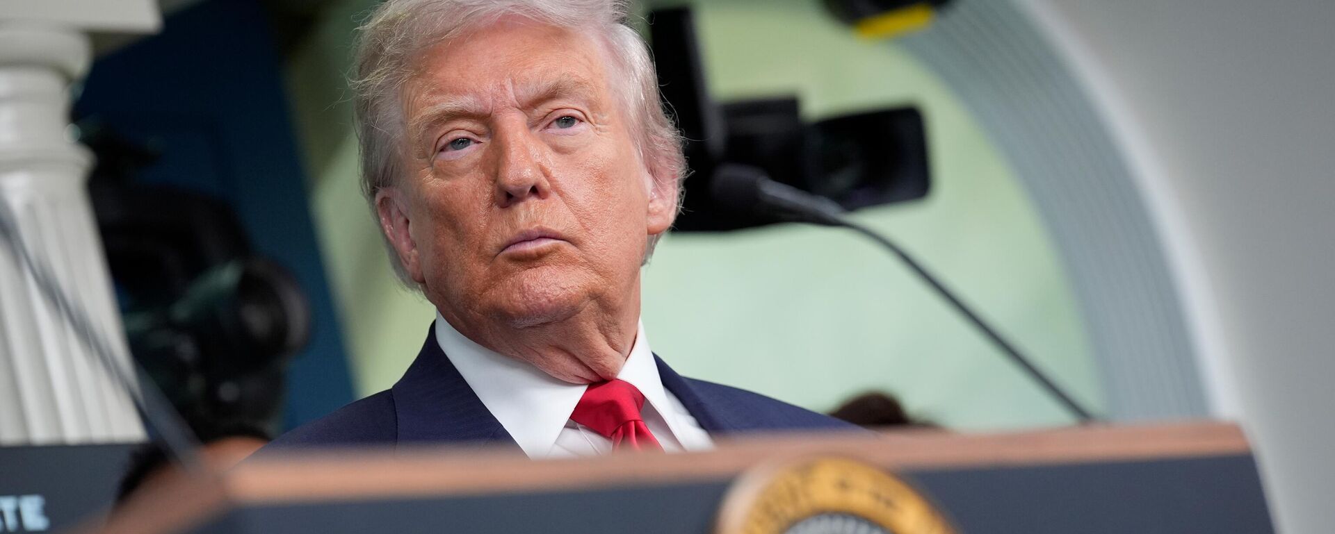 Donald Trump - Sputnik Việt Nam, 1920, 19.08.2025