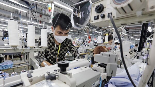 Thuế đối ứng dành cho Việt Nam vào thị trường Mỹ giảm từ 46% xuống còn 20%. - Sputnik Việt Nam