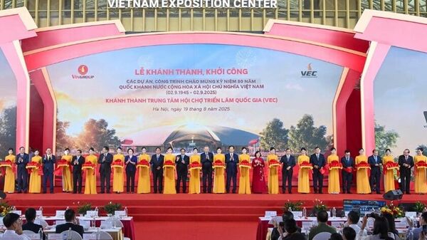 Trung tâm Hội chợ Triển lãm Quốc gia vừa khánh thành ngày 19/8, là minh chứng cho uy tín và năng lực triển khai của Vingroup. - Sputnik Việt Nam