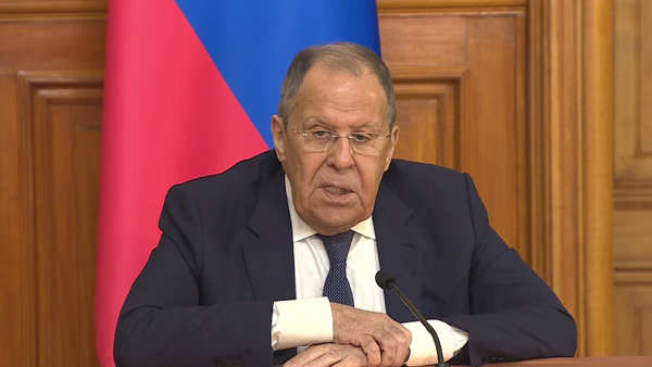 Nga không thể chấp nhận việc sử dụng can thiệp quân sự nước ngoài để cung cấp bảo đảm cho Ukraina - Sputnik Việt Nam