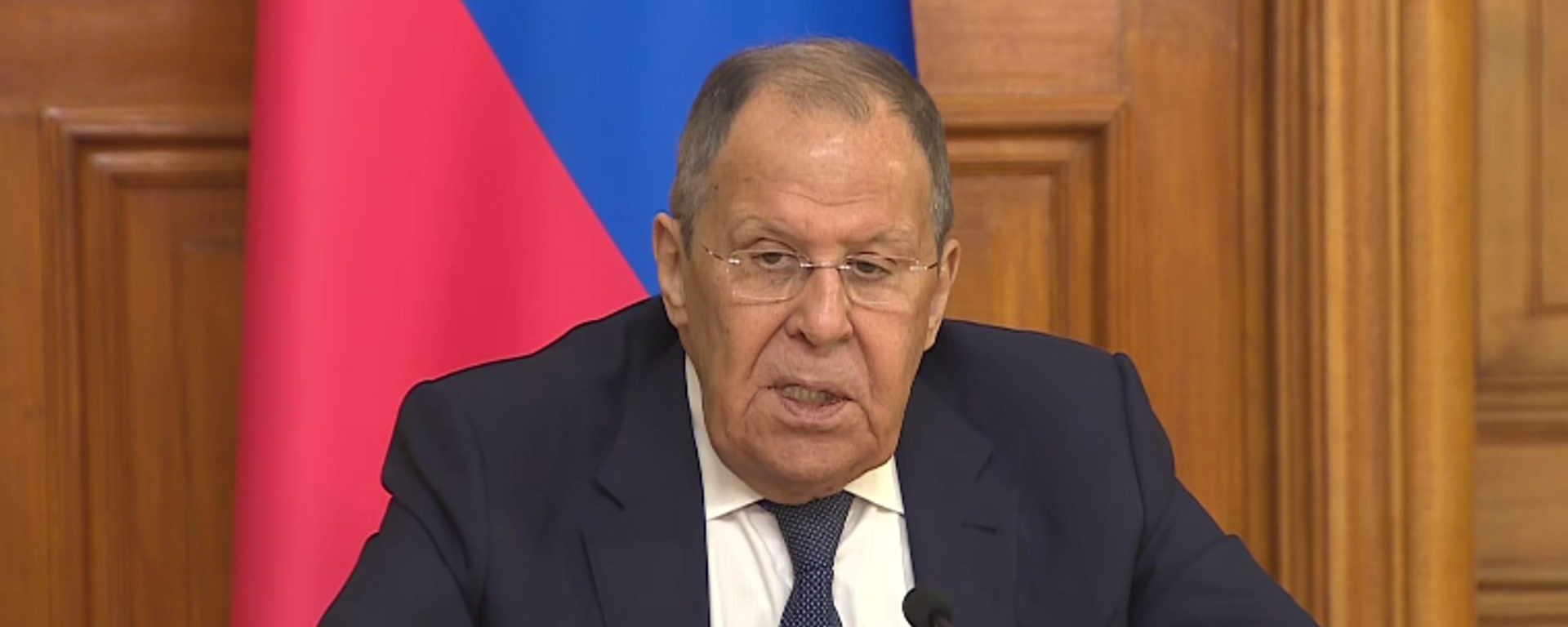 Nga không thể chấp nhận việc sử dụng can thiệp quân sự nước ngoài để cung cấp bảo đảm cho Ukraina - Sputnik Việt Nam, 1920, 21.08.2025