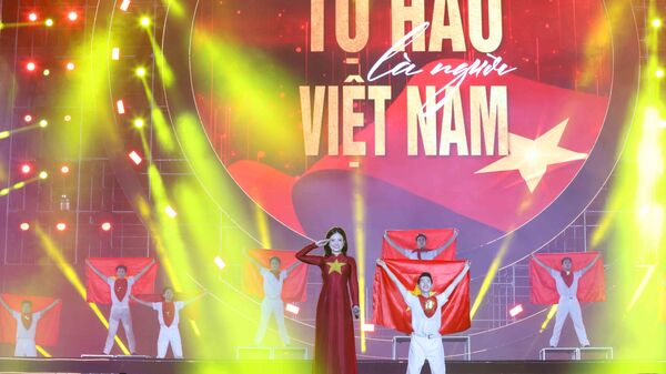 Chương trình nghệ thuật đặc biệt “Tự hào là người Việt Nam” - Sputnik Việt Nam