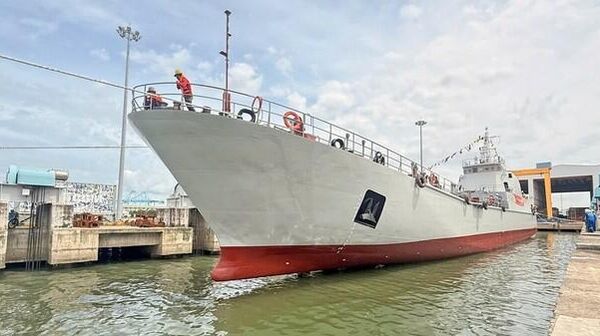 Tàu vận tải VĐC-01 được hạ thủy - Sputnik Việt Nam